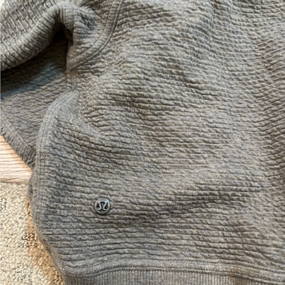 Lululemon turtle neck - Picture 3 of 5